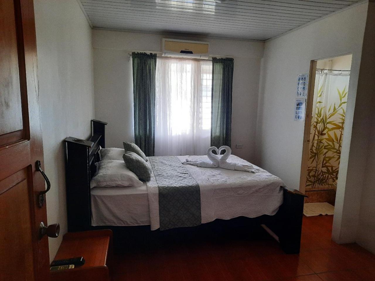Hotel Golfito Esterno foto